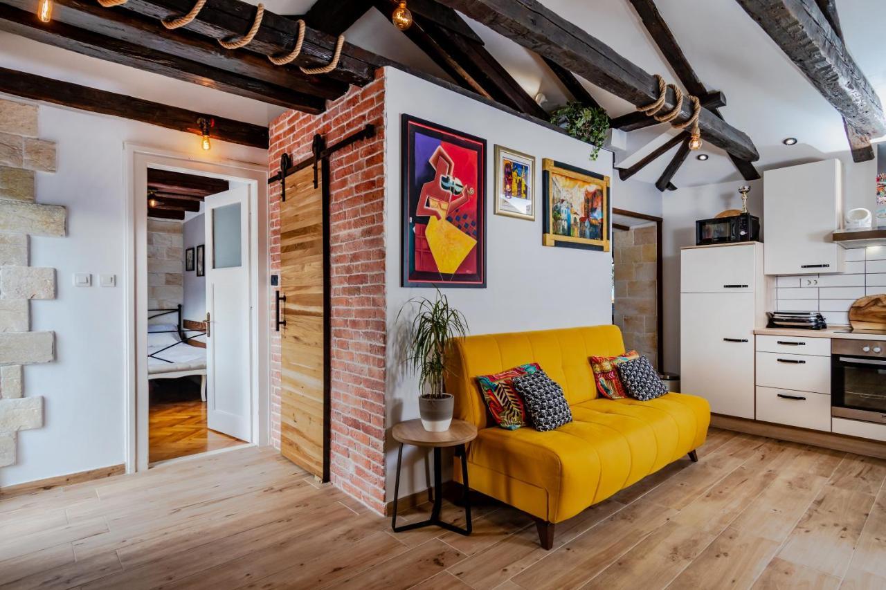 Apartment Ami Split Bagian luar foto