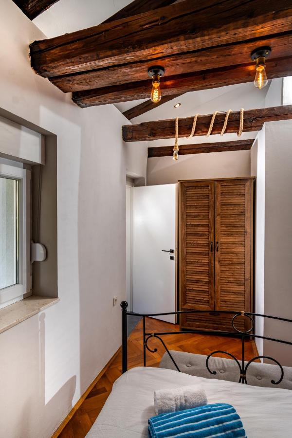 Apartment Ami Split Bagian luar foto