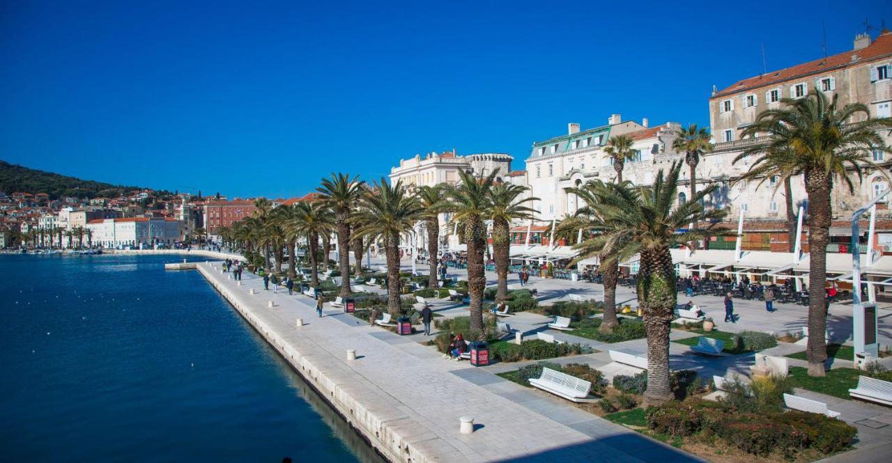 Apartment Ami Split Bagian luar foto